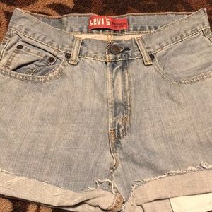 NWOT!! Vintage cut off Levi’s shorts!